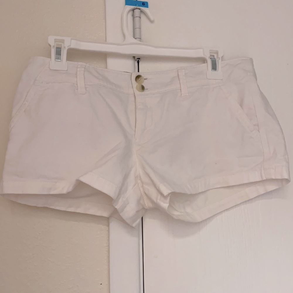 White American Eagle shorts- size 6